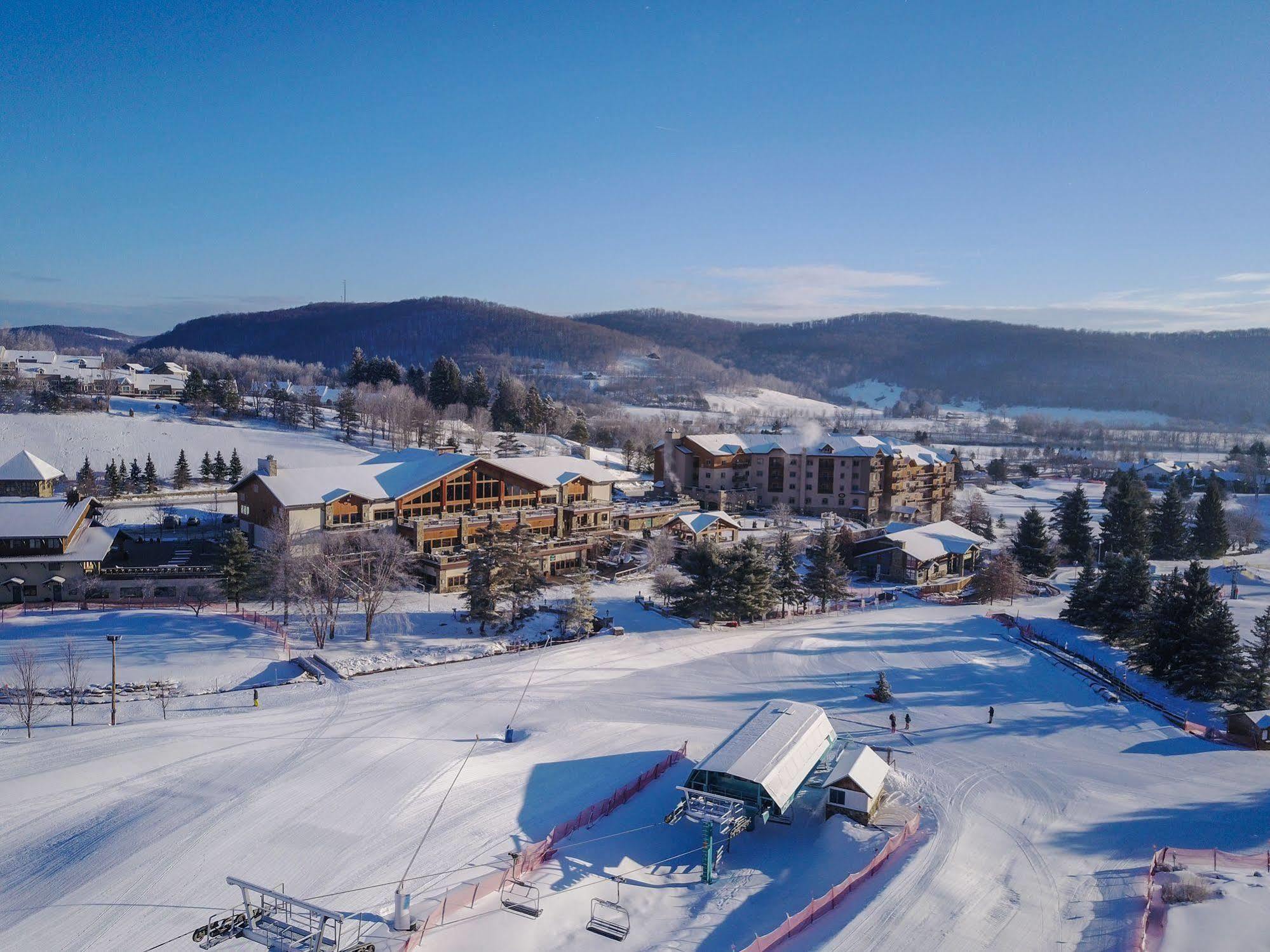 The Tamarack Hotel Ellicottville Exterior photo